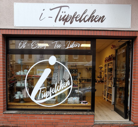 i - Tüpfelchen in Essen