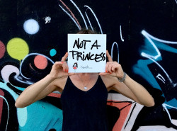 Bild Unser Charity Projekt 2023: Künstlerin sweetsnini