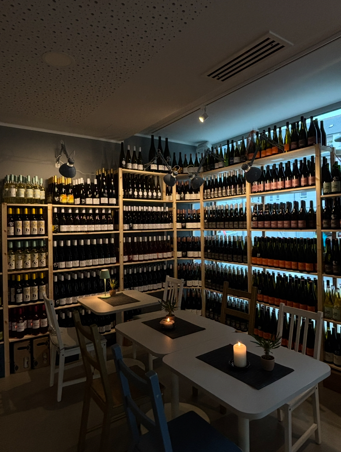 Titelbild des Unternehmens: Naturburschen Köln-Nippes | Weinbar, Restaurant, Feinkost, Wein & Tastings in Köln