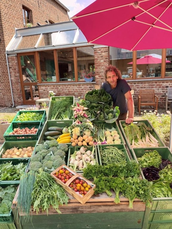 Ein zweites Bild des Unternehmens: Der Lenßenhof in Mönchengladbach