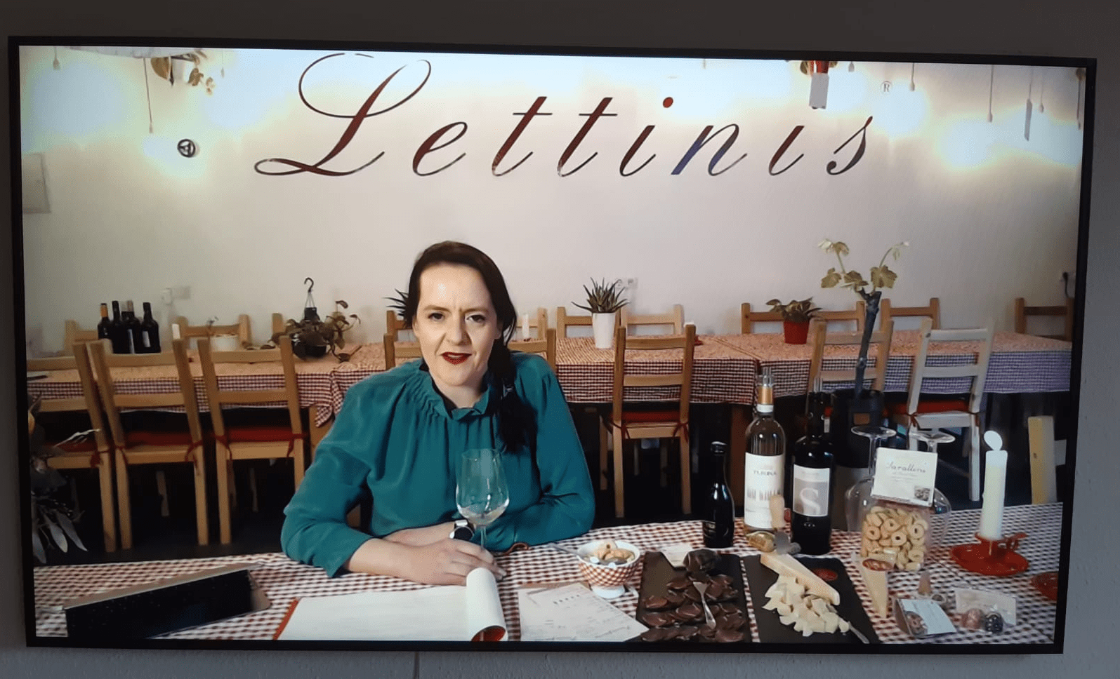 Lettinis Tasting A Casa