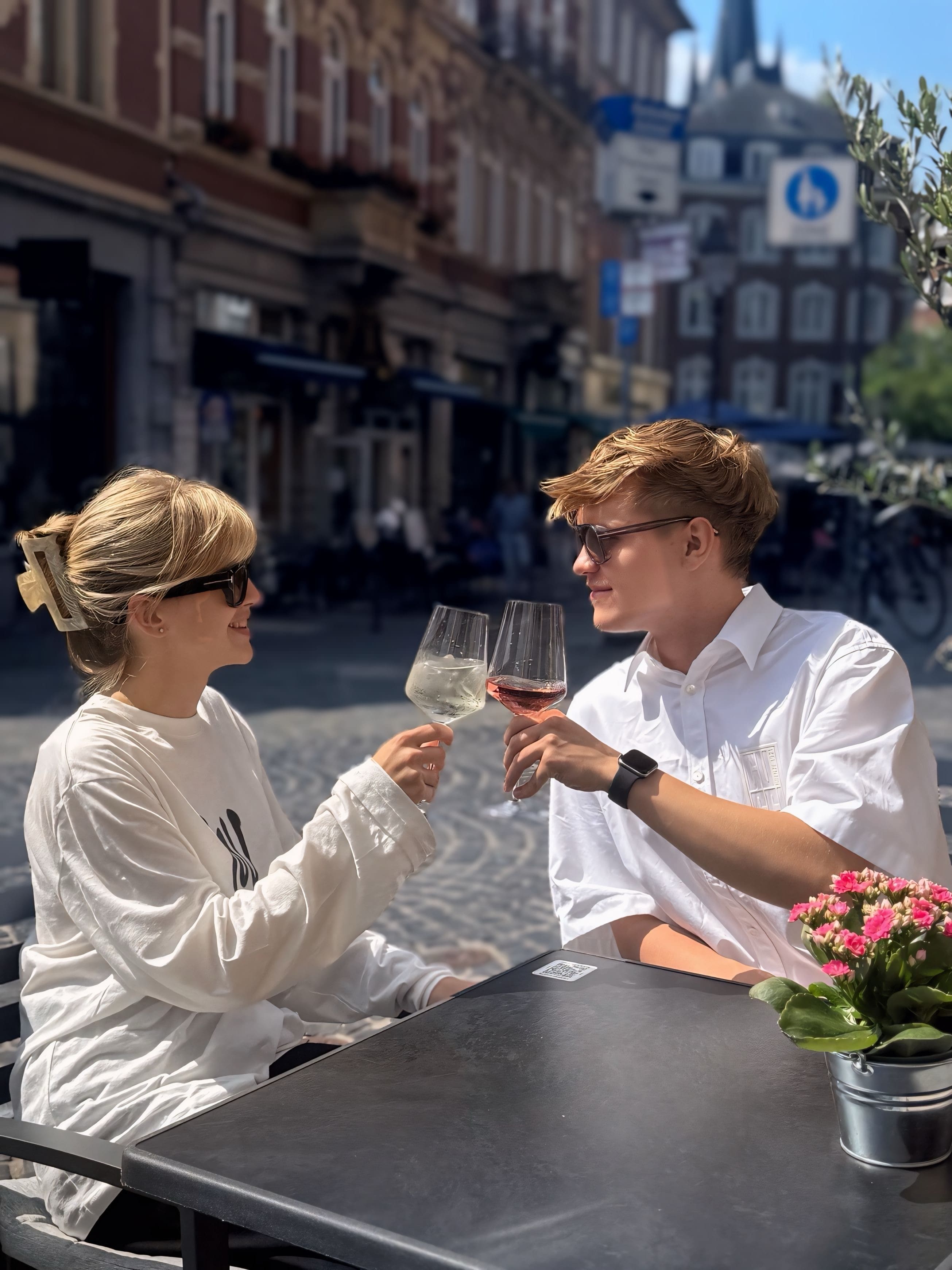 Ein zweites Bild des Unternehmens: BASIC? in Aachen