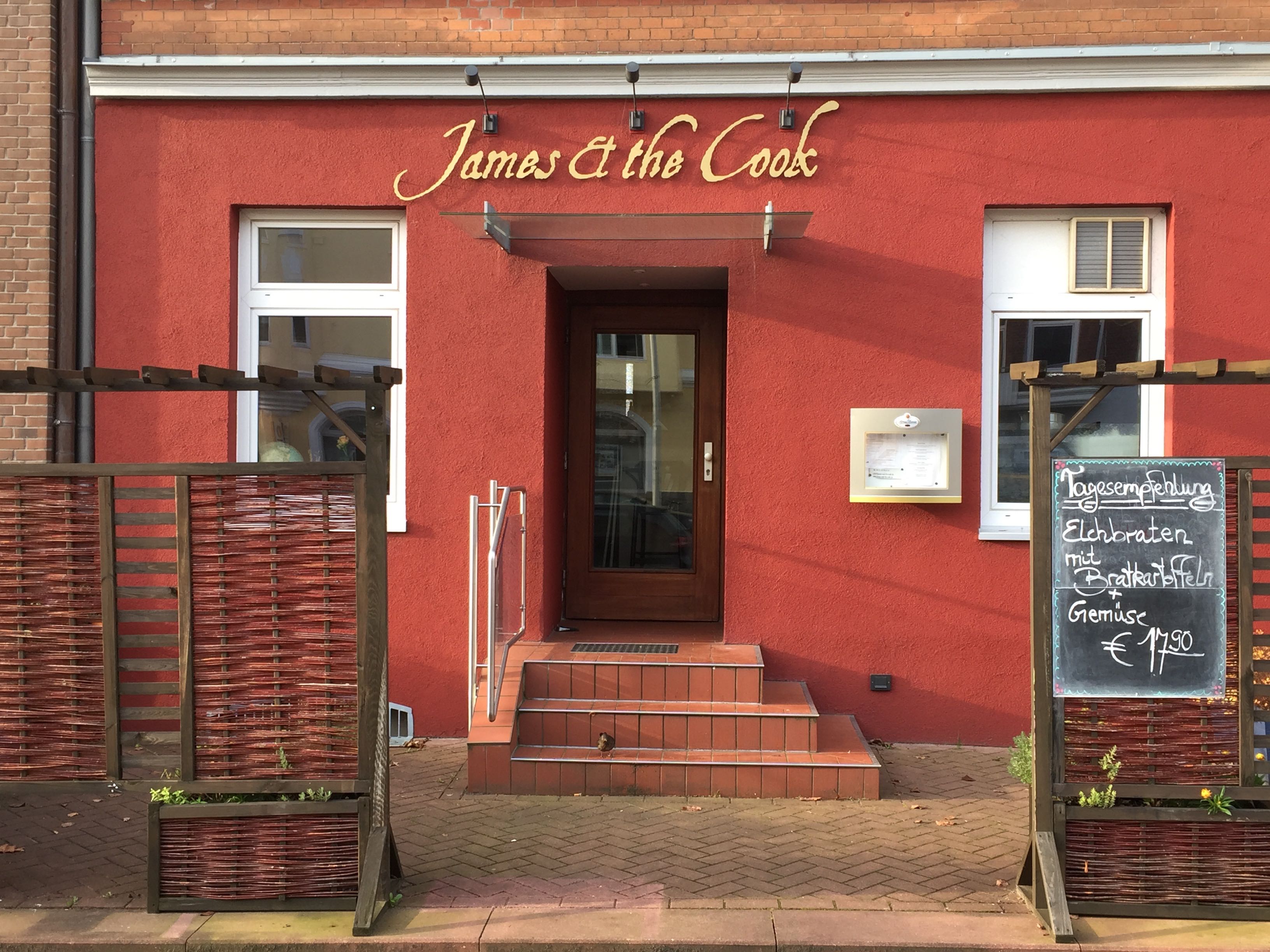 Titelbild des Unternehmens: James and the Cook in Kiel